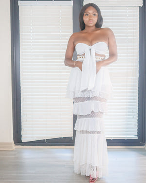 Lacey set White